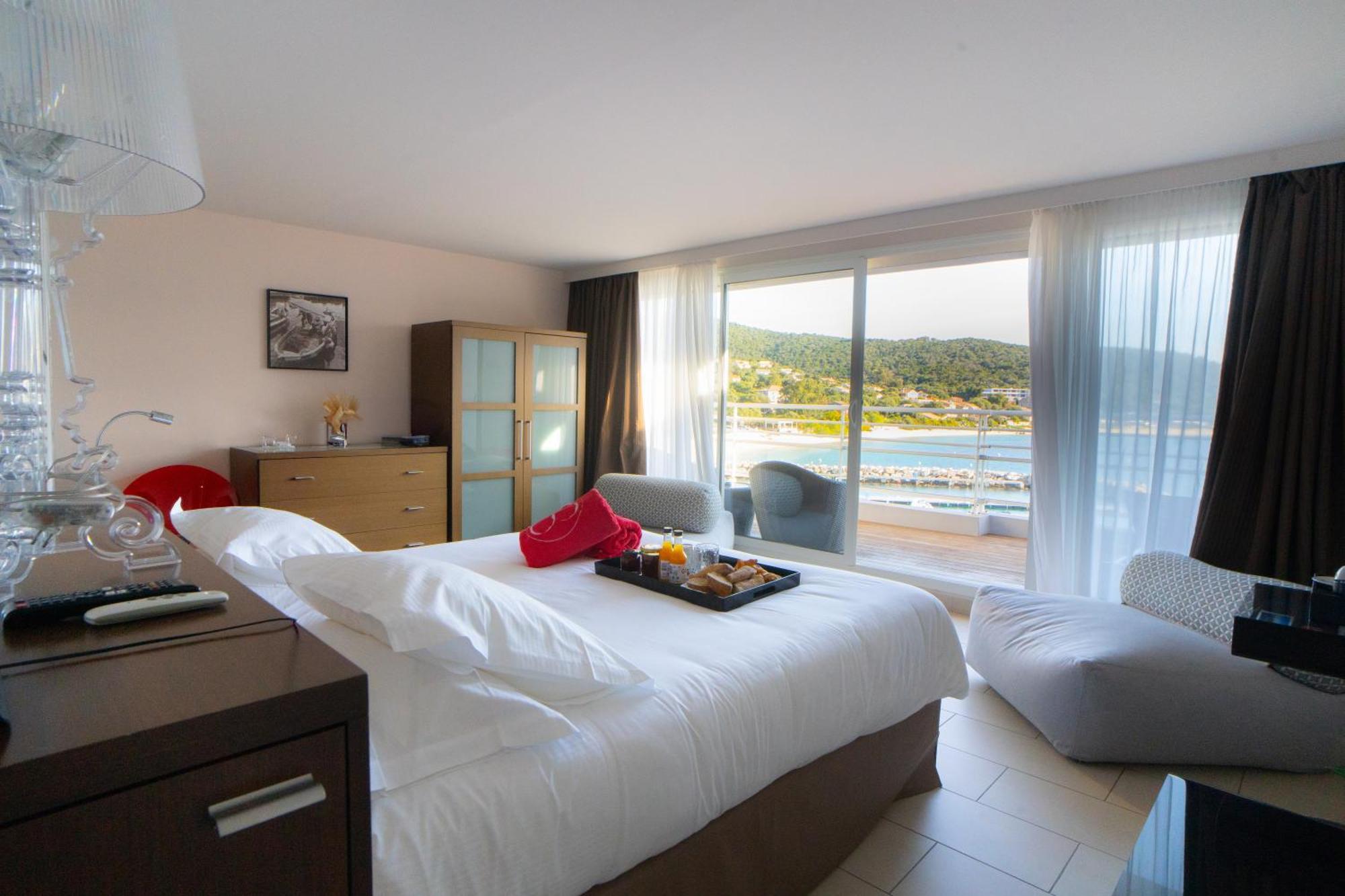 Le Golfe Hotel Porto Pollo Buitenkant foto
